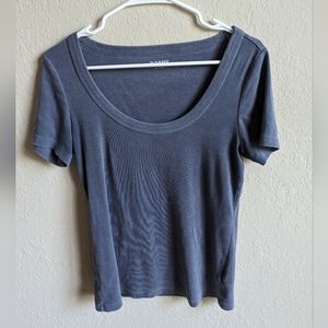 Old navy tee - navy blue